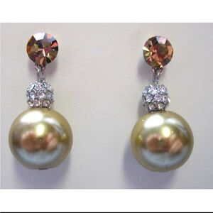 Pearl drop earrings in Champagne color, boutique jewelry, new